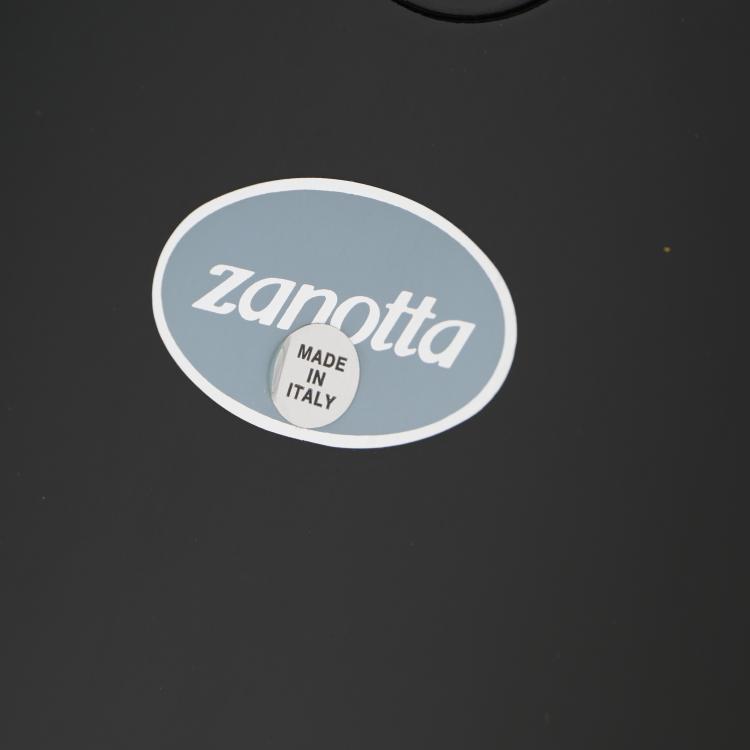 Bild 5 zu Objekt, Kleines Regal / Beistelltisch 'Basello', 1987, Achille Castiglioni, Zanotta, Nova Milanese, 173A 268